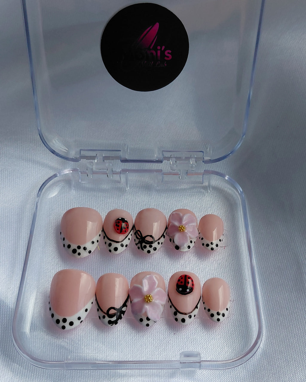 Sweet Ladybug Press on Nails | Marienkäfer Nägel Rosa | 3D Blumen Kunstnägel Handgemacht | Polka Dot French Wiederverwendbar Custom