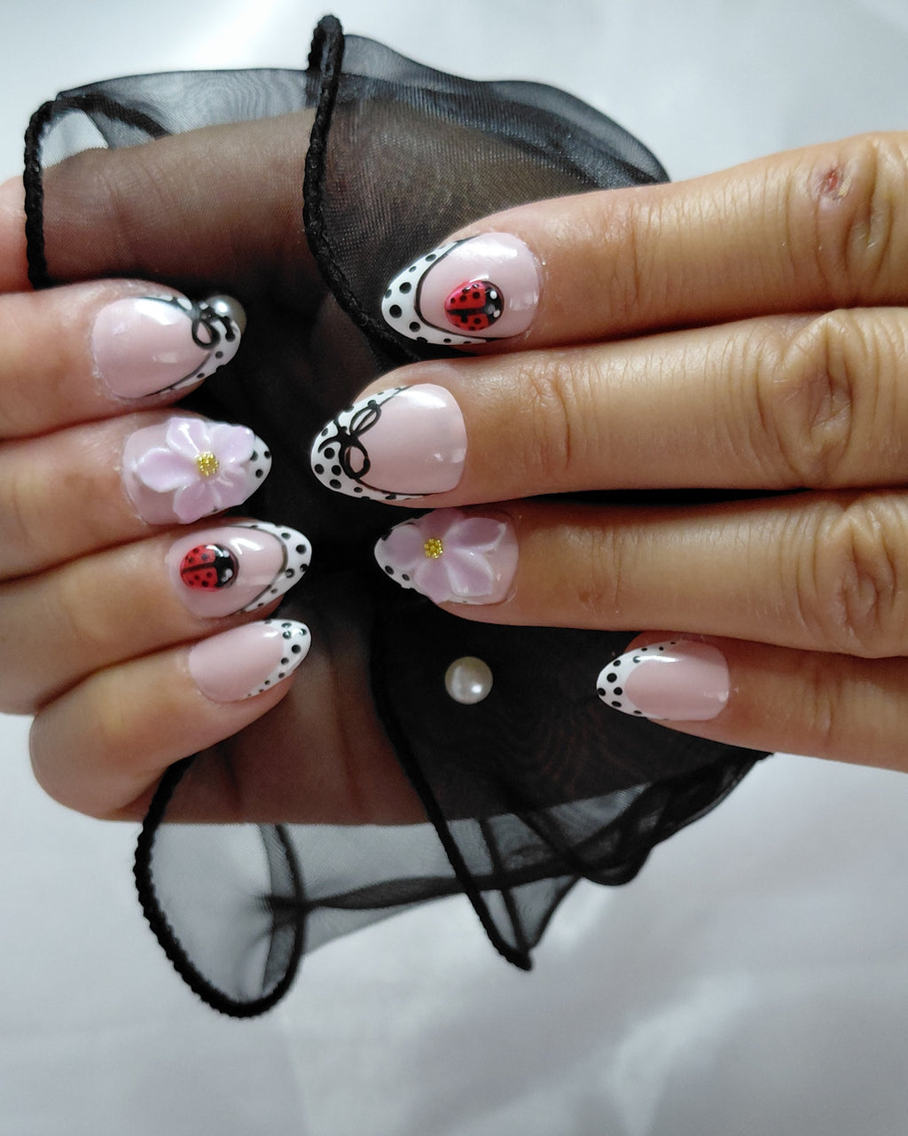 Sweet Ladybug Press on Nails | Marienkäfer Nägel Rosa | 3D Blumen Kunstnägel Handgemacht | Polka Dot French Wiederverwendbar Custom