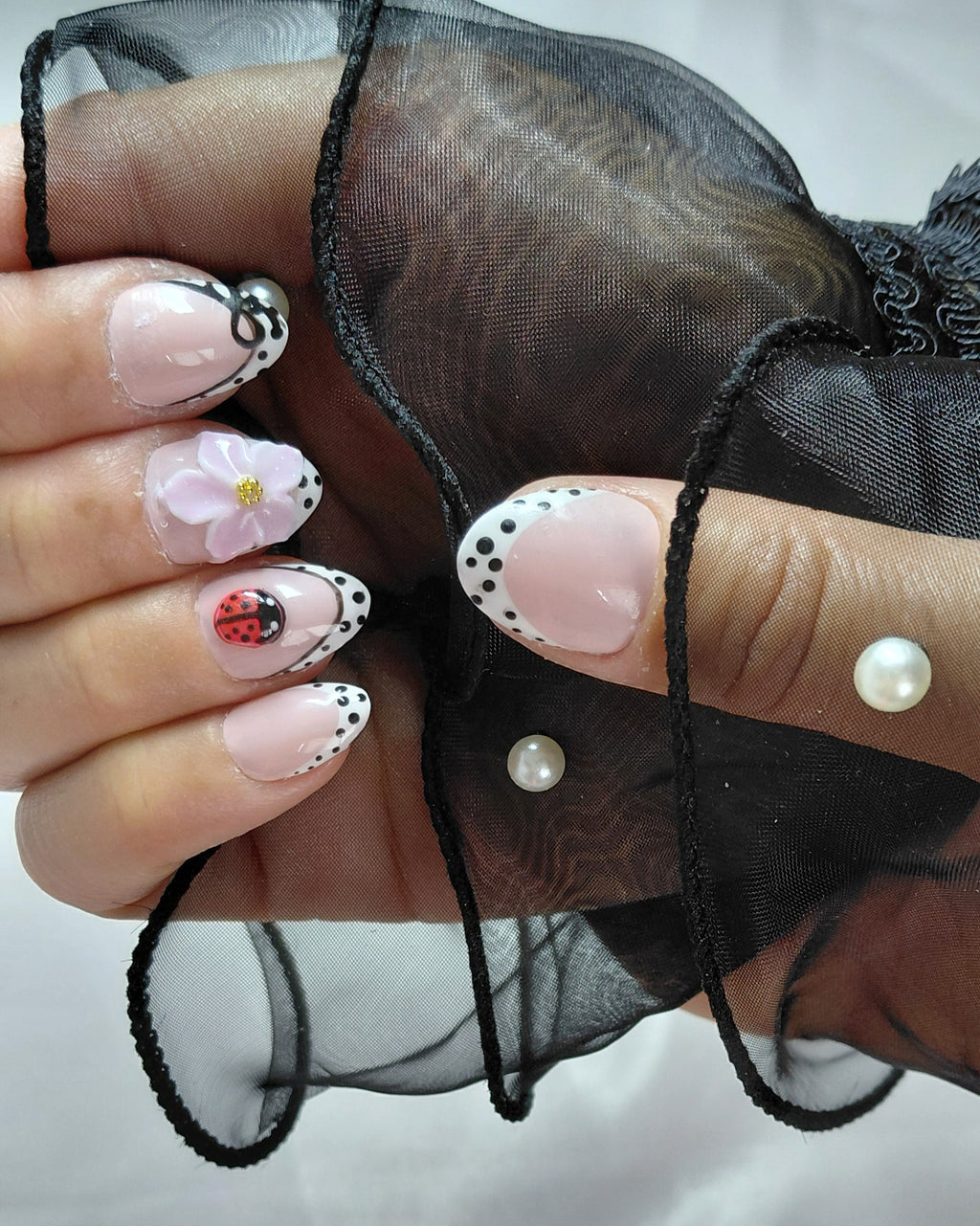 Sweet Ladybug Press on Nails | Marienkäfer Nägel Rosa | 3D Blumen Kunstnägel Handgemacht | Polka Dot French Wiederverwendbar Custom